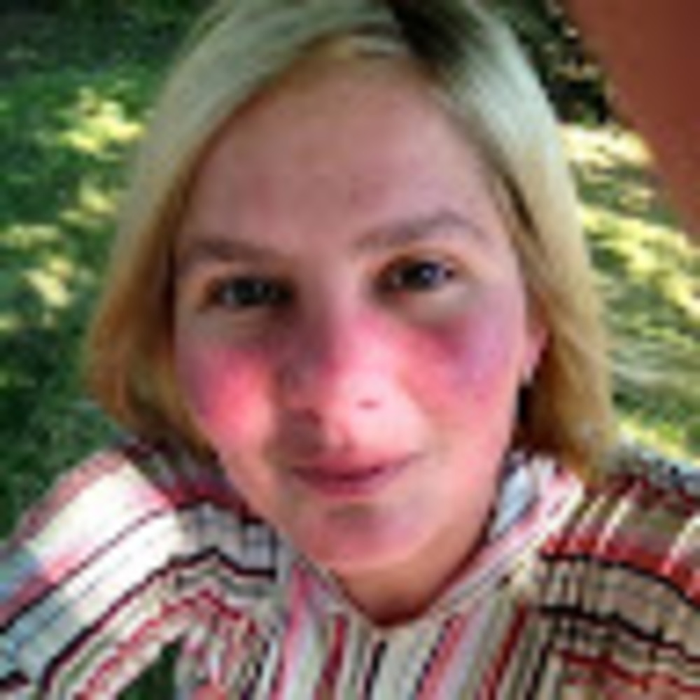 Meet your Posher, Christina